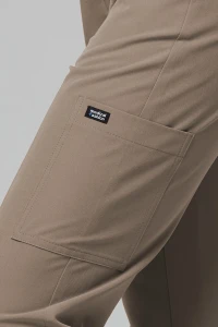 Spodnie damskie joggery LuXmi -  Wiedeńskie Cappuccino