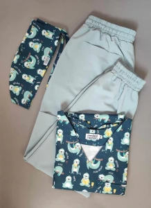 Czepek medyczny Premium z troczkami - wyluzowane leniwce