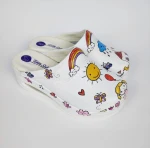 Air Clogs buty medyczne białe ze wzorem rysunki dziecięce